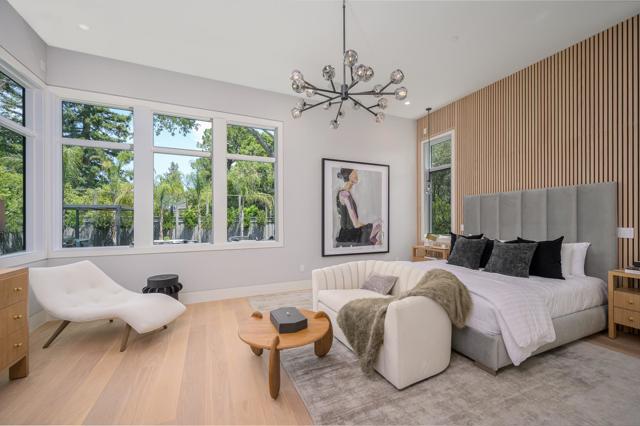 1027 Waverley Street, Palo Alto CA: https://media.crmls.org/mediaz/38502fbb-0c80-41a3-912d-579019c1928b.jpg
