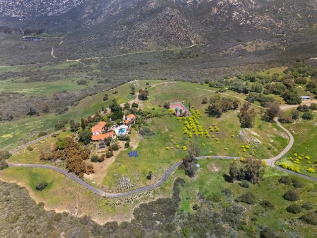 17156 Dos Hermanos, Poway CA: https://media.crmls.org/mediaz/3850520b-2049-4917-b438-0389d8982567.jpg