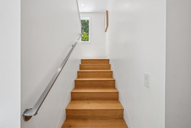 1 Millbrae Circle, Millbrae CA: https://media.crmls.org/mediaz/3850aa05-a8db-4ab6-abb6-ce44e575f41b.jpg