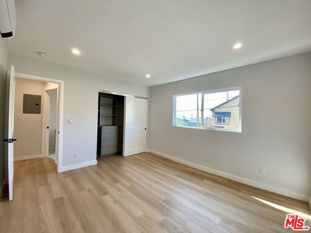 3207 W 3rd Street, Los Angeles CA: https://media.crmls.org/mediaz/385131b9-1d1e-4a7d-9406-6f96ecf7cc5c.jpg