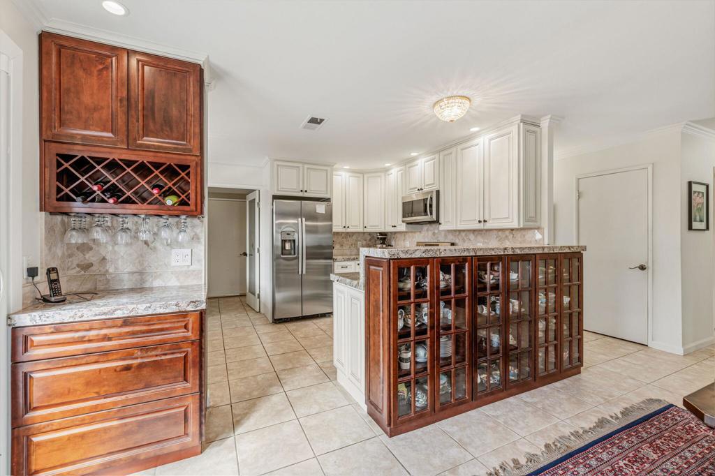 MLS #219137093DA image #30