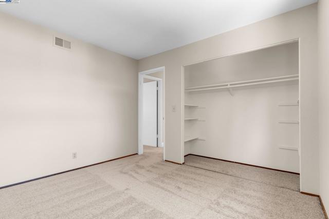 38 Barcelona Pl, Danville CA: https://media.crmls.org/mediaz/3853083b-dc77-4425-ab2b-6b43b72b9572.jpg