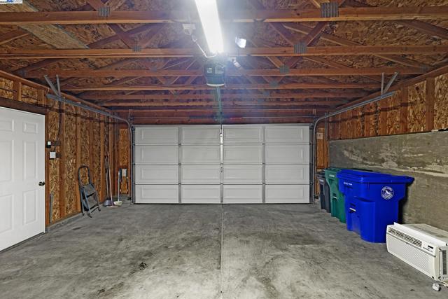 22756 Bayview Ave, Hayward CA: https://media.crmls.org/mediaz/38539afb-4ad9-4f39-b2a8-fecb30e01550.jpg