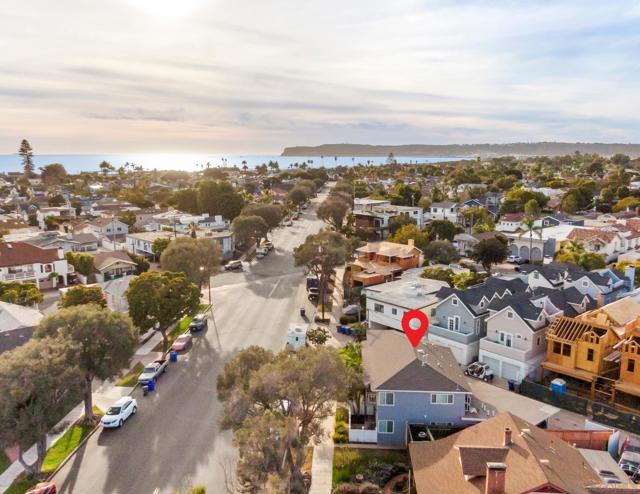 850 856 Olive Avenue, Coronado CA: https://media.crmls.org/mediaz/385476fa-204f-4c1d-bf74-e2f68f965bfa.jpg