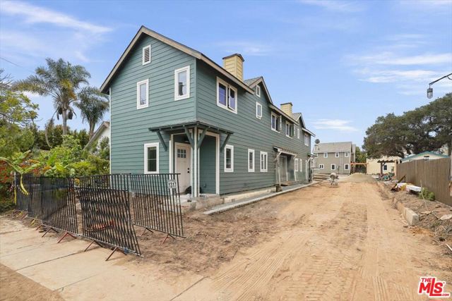 1317 Punta Gorda, Santa Barbara CA: https://media.crmls.org/mediaz/3854ac7e-fb2c-4db0-b830-16bb607f3d44.jpg