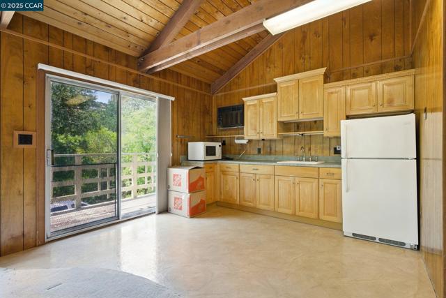 3363 Mcgraw Ln, Lafayette CA: https://media.crmls.org/mediaz/3854d8f5-d94c-4b91-8e00-1626af8ab05f.jpg