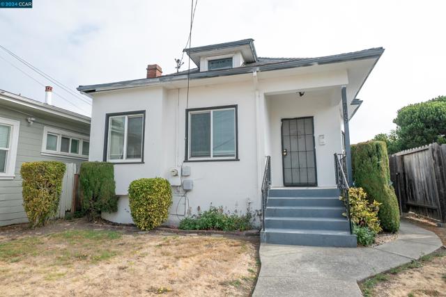 Image 2 of 32 For 2709 California St