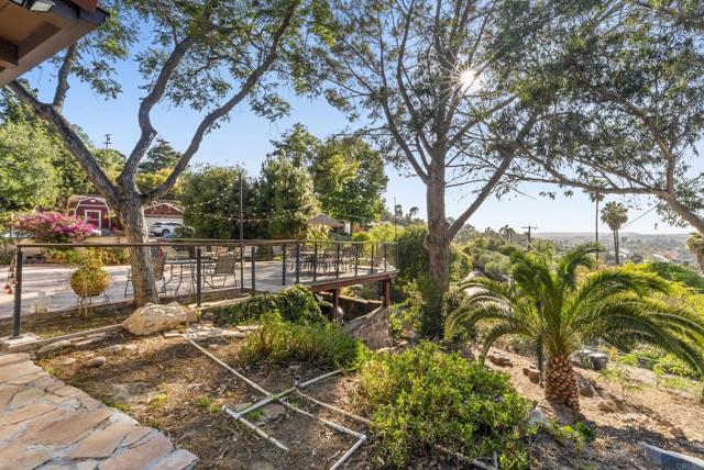 10013 Pandora Drive, La Mesa CA: https://media.crmls.org/mediaz/38554968-3718-42b2-9649-ec253d2faa8c.jpg