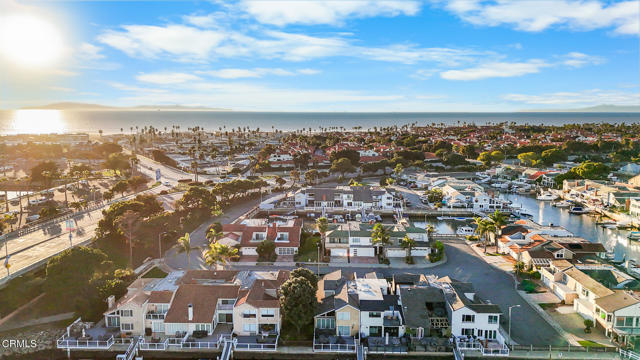 Detail Gallery Image 3 of 40 For 2521 Jamestown Ct, Oxnard,  CA 93035 - 4 Beds | 3 Baths