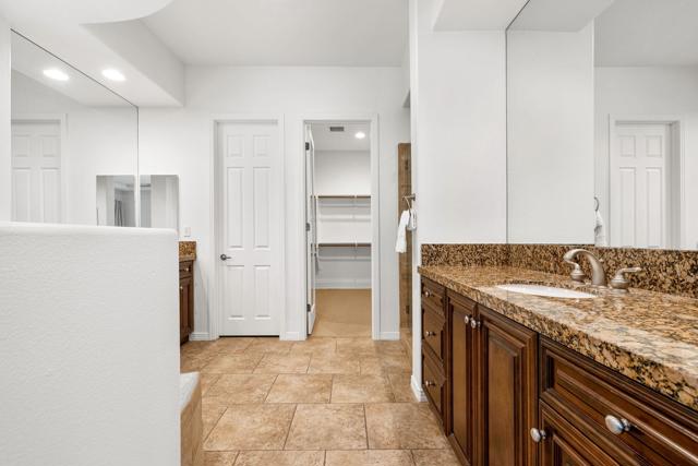 48548 Meandering Cloud Street, Indio CA: https://media.crmls.org/mediaz/38563537-62c1-44e6-a200-7495d40dff2a.jpg