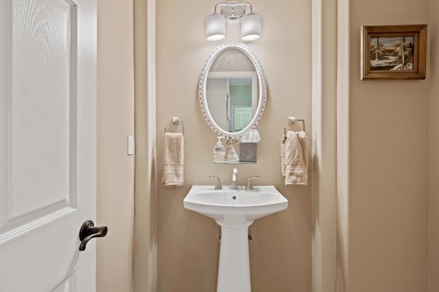 78123 Foxbrook Lane, Palm Desert CA: https://media.crmls.org/mediaz/38577248-d7a5-4b73-ac2d-0206b00a30ff.jpg