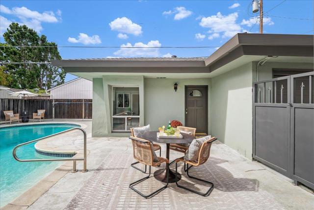 952 Fairfield Avenue, Santa Clara CA: https://media.crmls.org/mediaz/3857d8c7-9920-4e15-a86c-fe4ca741ffae.jpg