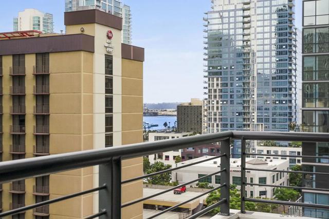 425 W Beech St, San Diego CA: https://media.crmls.org/mediaz/3858124a-c6a1-45b3-a796-4271856c222b.jpg