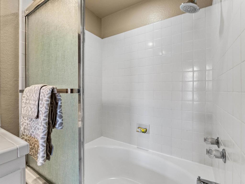 7275 Calabria Ct - photo 12