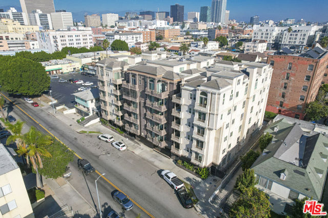 848 Irolo Street, Los Angeles CA: https://media.crmls.org/mediaz/385b9c4d-fc8d-46ef-b6cf-ea93538a9938.jpg