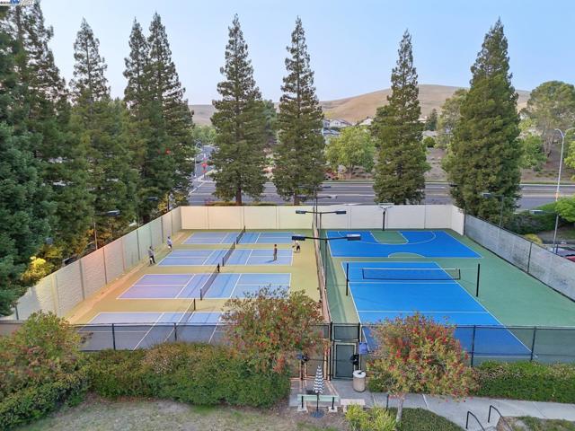 5310 E Lakeshore, San Ramon CA: https://media.crmls.org/mediaz/385bc298-7d69-4940-8421-58f0ebaa450c.jpg