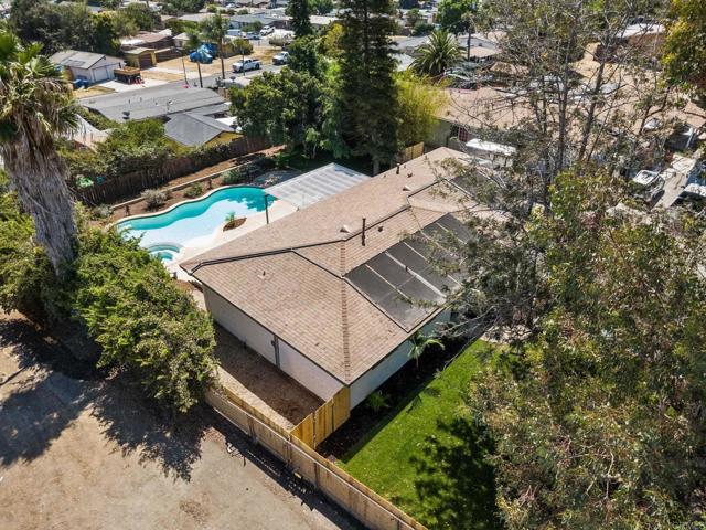 925 Maryland Dr, Vista, CA 92083 photo 28
