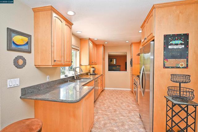 Image 8 of 28 For 1430 Piedra Dr