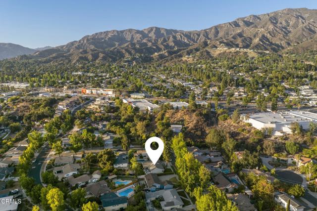 9545 Creemore Place, Tujunga CA: https://media.crmls.org/mediaz/385cd05d-732f-4610-b9fd-099d90361357.jpg