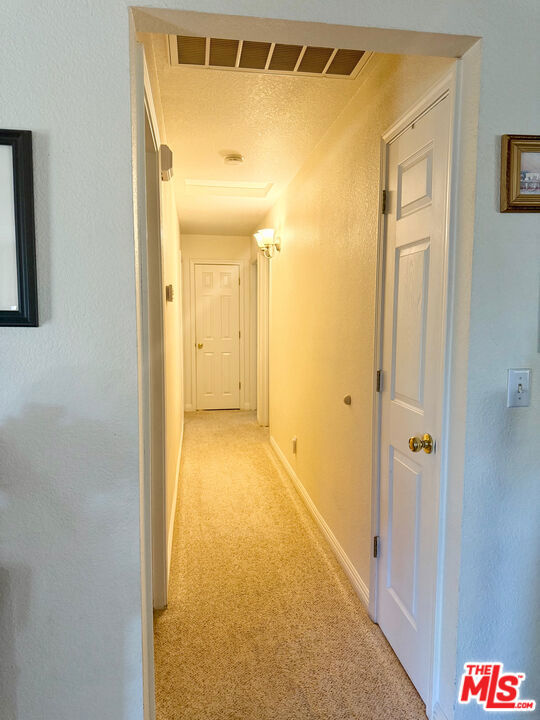 31229 Rolling Meadow Court, Coarsegold CA: https://media.crmls.org/mediaz/385cd0fc-9f72-48c5-9840-d69232b3b4d4.jpg