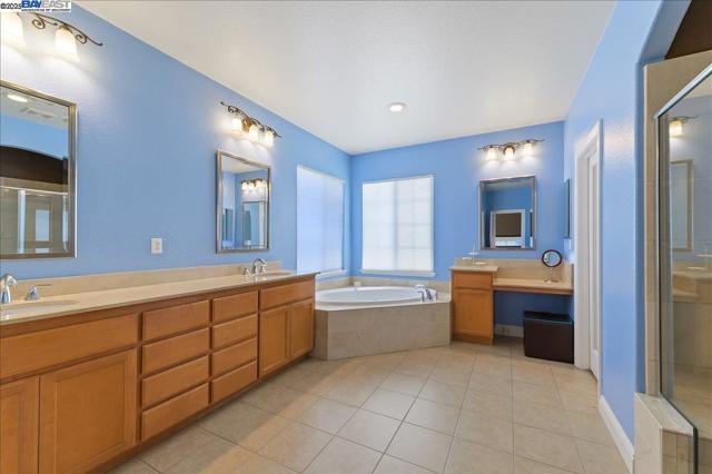 3055 Hastings Way, San Ramon CA: https://media.crmls.org/mediaz/385cd1ab-d4df-4e65-9eaa-857d0e4ad7e2.jpg