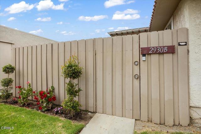 Detail Gallery Image 2 of 28 For 2930 Isle Way #B,  Oxnard,  CA 93035 - 2 Beds | 1/1 Baths