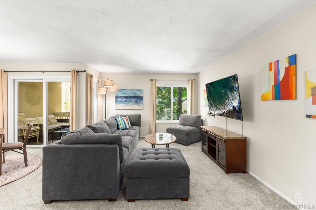 1855 Diamond St - photo 2