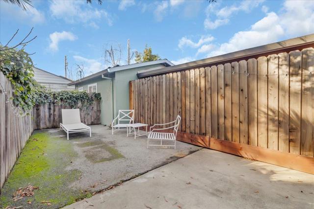 323 Rutland, San Jose CA: https://media.crmls.org/mediaz/385e3b53-4be2-4065-9a2f-78cb86d5948c.jpg