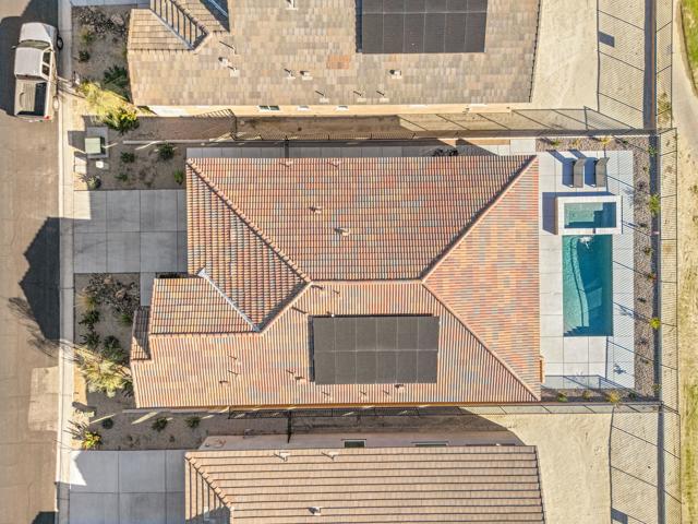 48406 Hepburn Drive, Indio CA: https://media.crmls.org/mediaz/385fb6d3-c764-4aad-b3b3-38428f5f9584.jpg