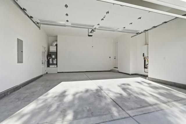 Image 41 of 59 For 1685 Zinnia Lane