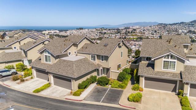 156 Treeview Drive, Daly City CA: https://media.crmls.org/mediaz/3860f382-7b91-49ff-925c-4002b208c9f0.jpg