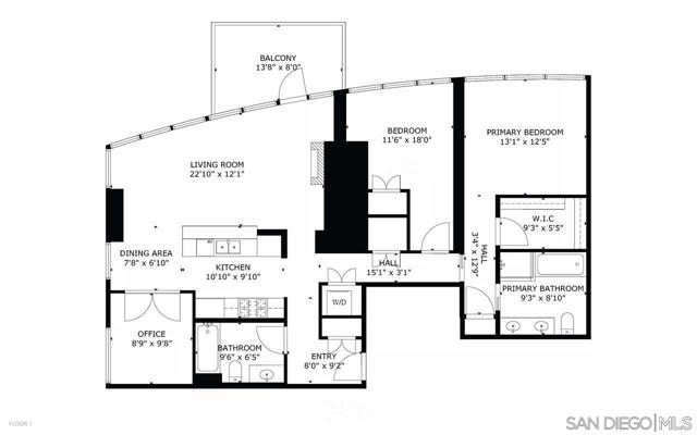 700 W E St, San Diego CA: https://media.crmls.org/mediaz/38612986-0406-4000-8a4c-f699807e4f54.jpg