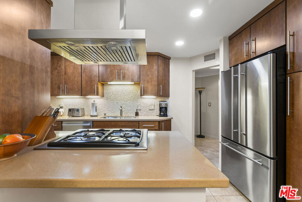 MLS #25617329 image #17