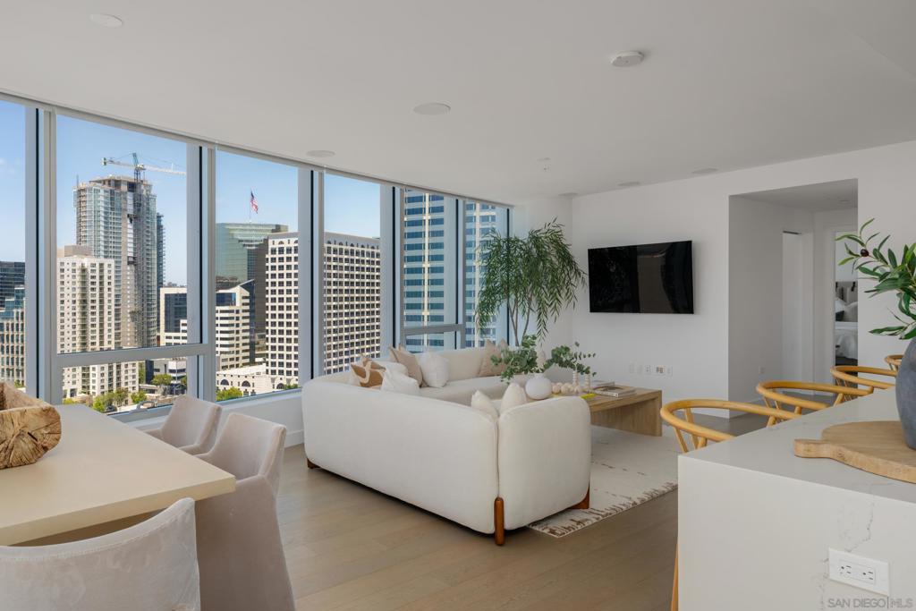 888 E Street - photo 13