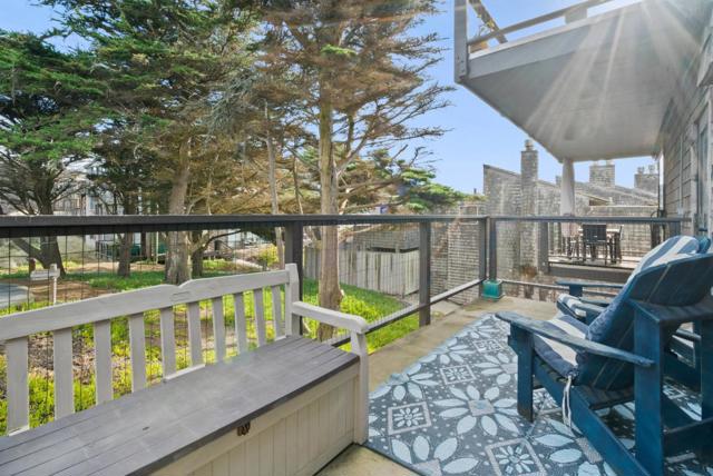 13 Pelican, Watsonville CA: https://media.crmls.org/mediaz/38649648-3641-4c29-9532-ac63ea8c407a.jpg