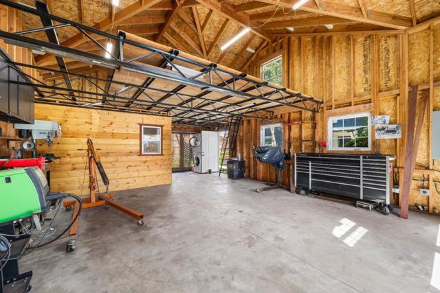 1124 Laurel Street, Santa Cruz CA: https://media.crmls.org/mediaz/3865a875-e5a4-413c-a0ea-30d3a2895e5a.jpg