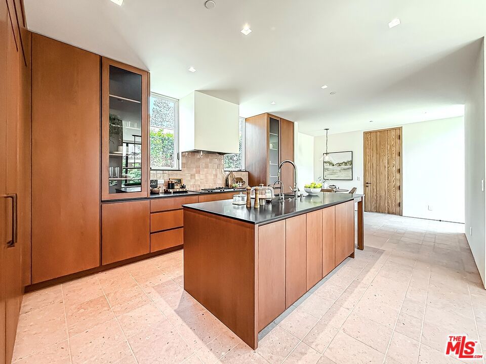 MLS #26864327 image #17