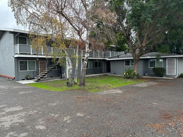 Image 3 of 27 For 527 Taylor Avenue