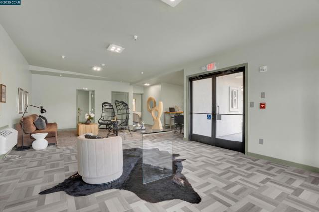 640 State Highway 12, Rio Vista CA: https://media.crmls.org/mediaz/38671a0c-1ced-48d2-b542-f04cb8f64289.jpg