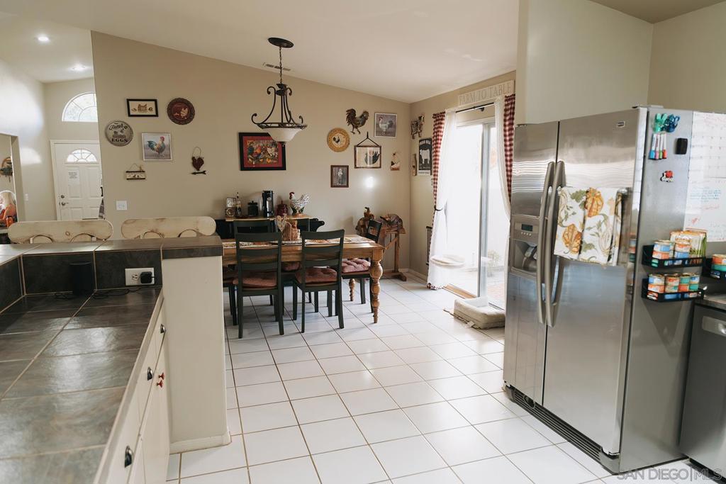 MLS #250043282SD image #12