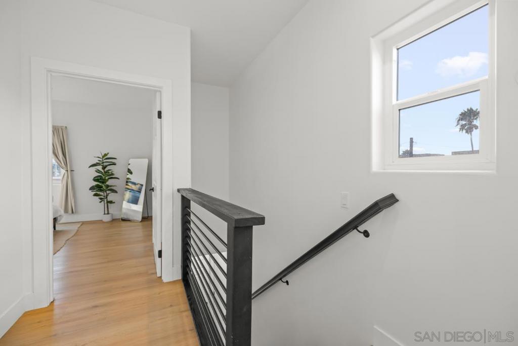 727 Ostend Ct - photo 14