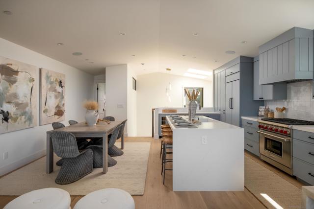 2262 Cambridge Ave, Cardiff by the Sea CA: https://media.crmls.org/mediaz/386b5cf7-46f5-424a-aed9-79c1412b4fa9.jpg