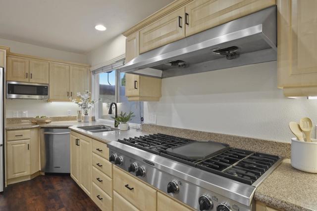 575 Otay Lakes Rd, Chula Vista CA: https://media.crmls.org/mediaz/386ba30e-a996-45e4-b77d-a5fac162766a.jpg