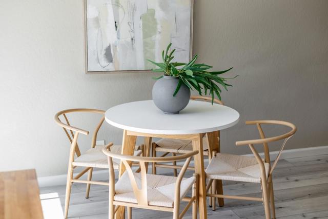 1525 Leila Court, Santa Cruz CA: https://media.crmls.org/mediaz/386d3101-00ff-4bd8-a458-89780c5f0975.jpg