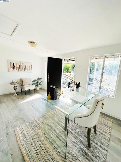 6916 Graham Avenue, Newark CA: https://media.crmls.org/mediaz/386d7b82-f5ac-497b-b332-29fc210ae189.jpg