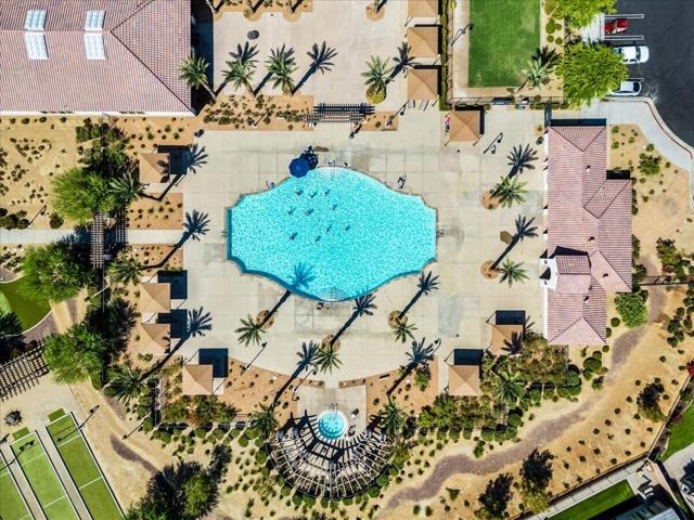 42940 Ascona Lane, Indio CA: https://media.crmls.org/mediaz/386dd5eb-75f1-46ac-a60a-7ff1d5e04064.jpg