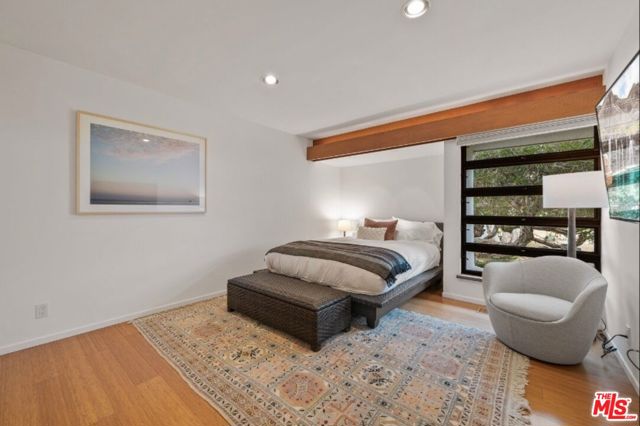 Drew Fenton | 27553 Pacific Coast Highway Malibu CA | MLS: 7493798