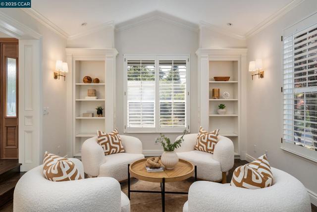51 Brightwood Cir, Danville CA: https://media.crmls.org/mediaz/386edad6-dfec-4363-8725-3b69c3c5cea1.jpg