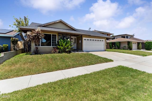 1421 E Abbottson Street, Carson CA: https://media.crmls.org/mediaz/38707388-fd89-40e6-947d-783957d316ef.jpg