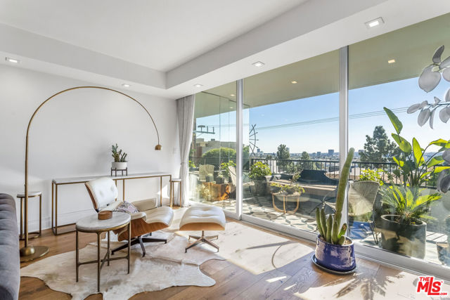 1100 Alta Loma Road, West Hollywood CA: https://media.crmls.org/mediaz/38760a2e-7189-4eef-a139-f583273e7f6e.jpg